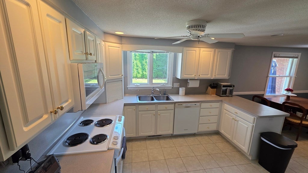 309 Island Pond RD, Springfield, MA, 309 Island Pond RD, Springfield, MA Photo #6