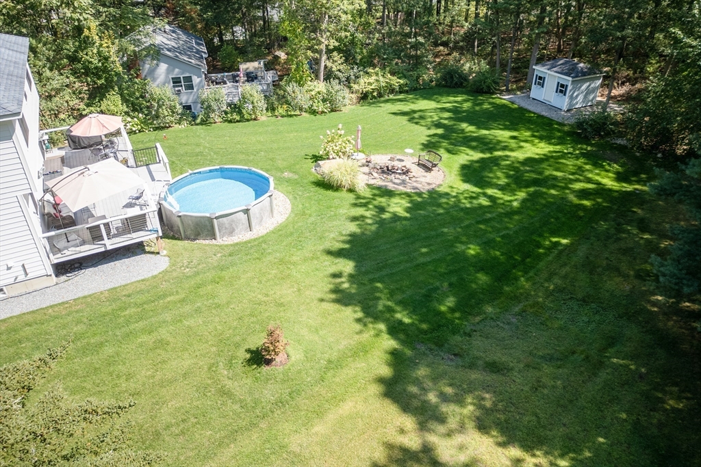 Billerica, Massachusetts 01821, United States, 4 Bedrooms Bedrooms, ,2 BathroomsBathrooms,Residential,Pending,215067