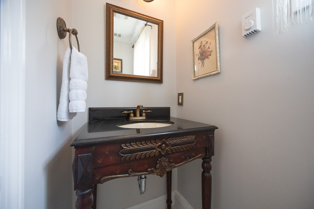 140 Commonwealth Ave 38