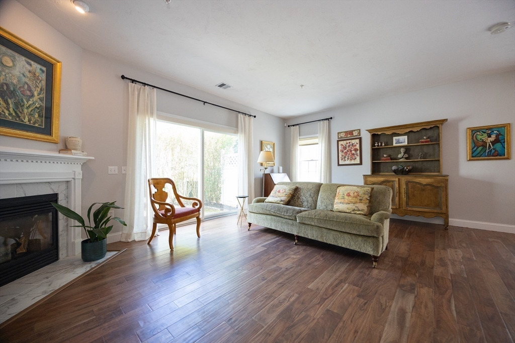 140 Commonwealth Ave 38