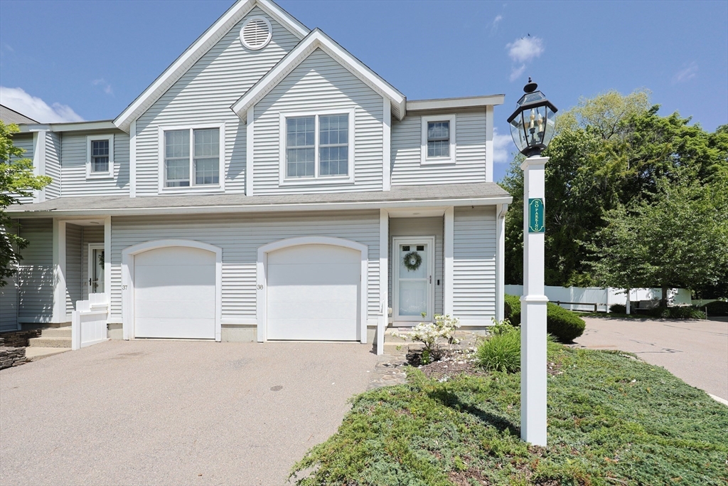 140 Commonwealth Ave 38