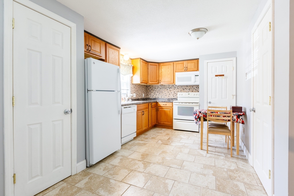 11 Wysocki Dr 36