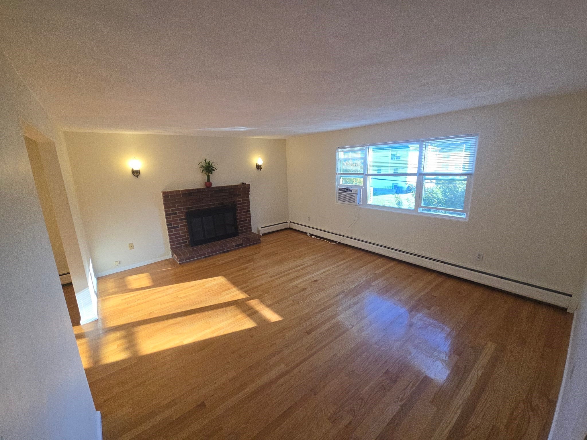 2 Bryon Road #2, Newton, MA, 2 Bryon Road #2, Newton, MA Photo #2