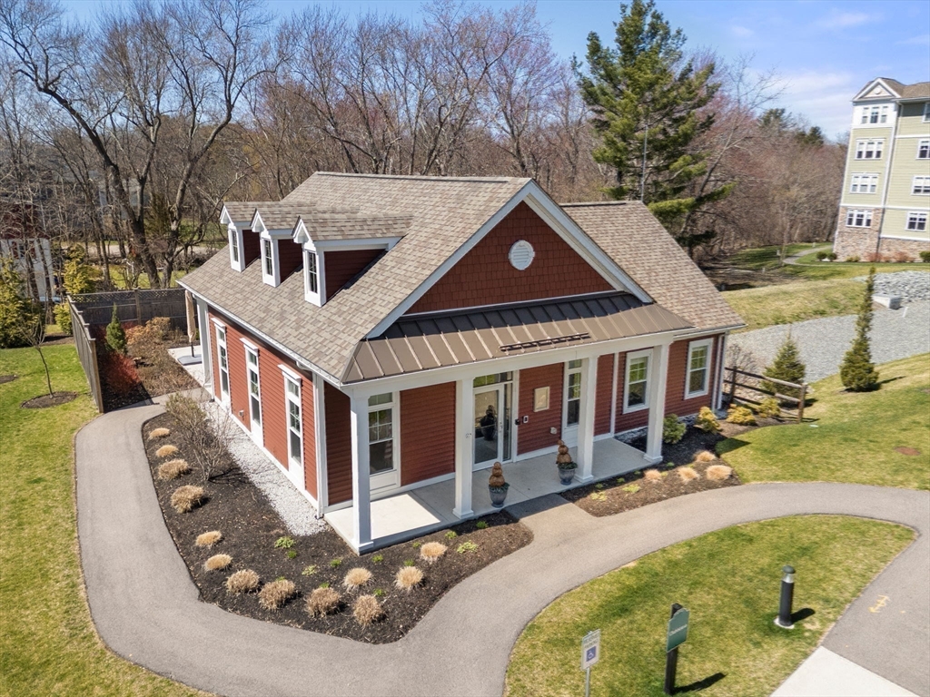 Walpole, Massachusetts 02081, United States, 2 Bedrooms Bedrooms, ,2 BathroomsBathrooms,Residential,Pending,106512