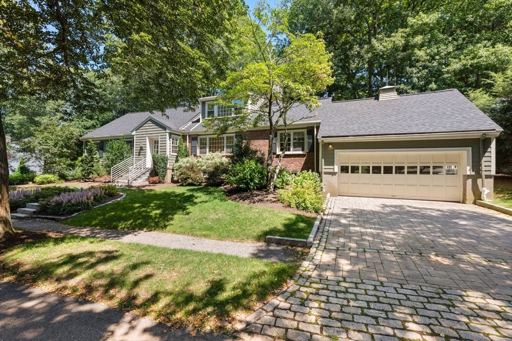 44 Valley Rd