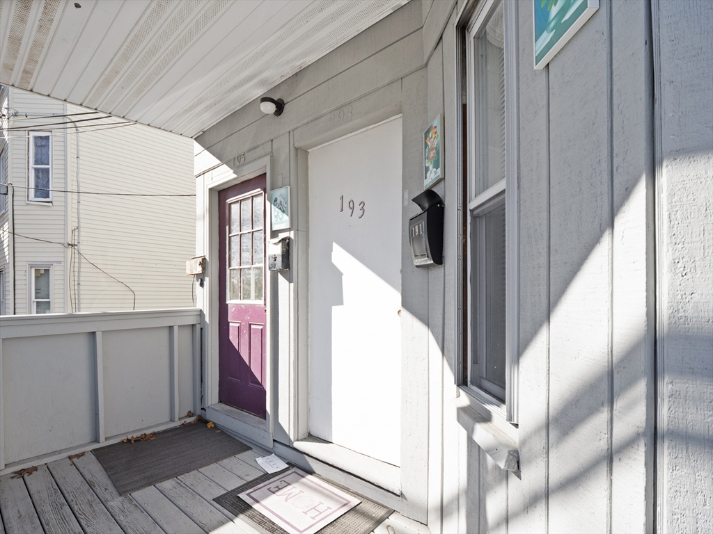 193 Smith St