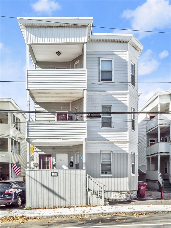 193 Smith St