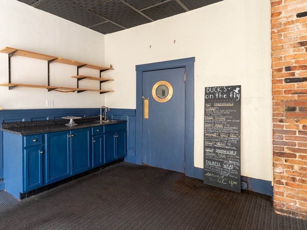 197 E. Main St #1, Gloucester, MA Photo #7