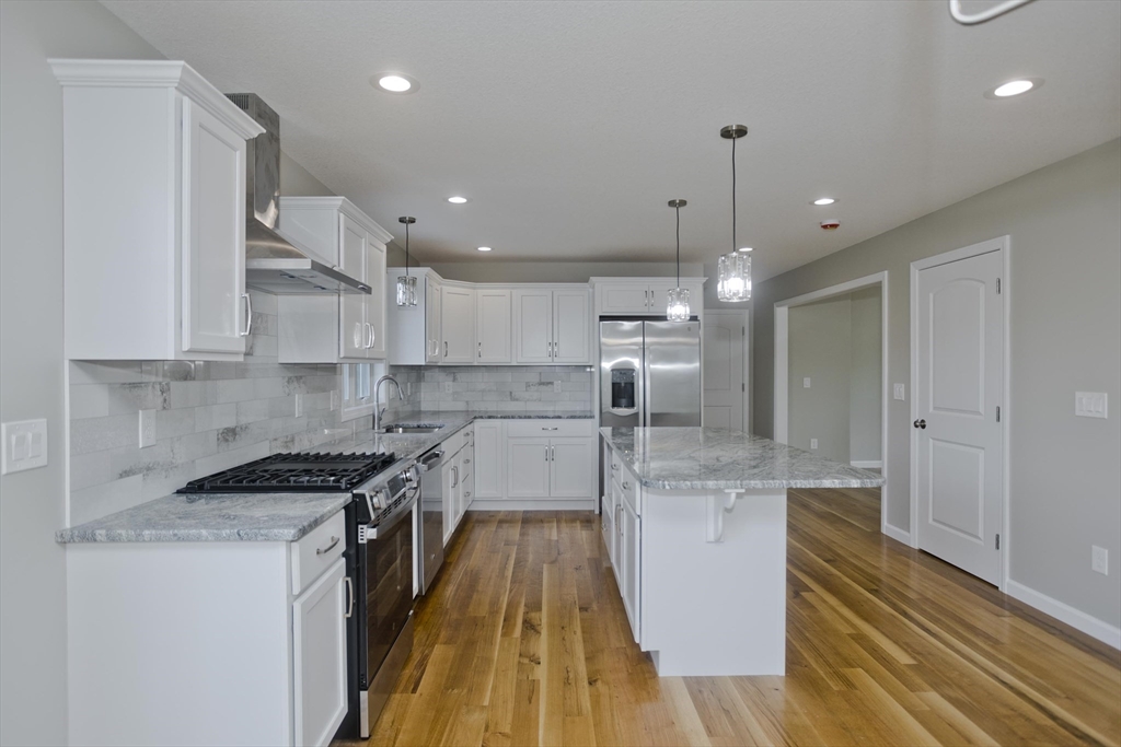 Ludlow, Massachusetts 01056, United States, 4 Bedrooms Bedrooms, ,3 BathroomsBathrooms,Residential,Active,171889