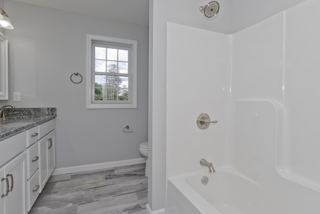 Ludlow, Massachusetts 01056, United States, 4 Bedrooms Bedrooms, ,3 BathroomsBathrooms,Residential,Active,171889