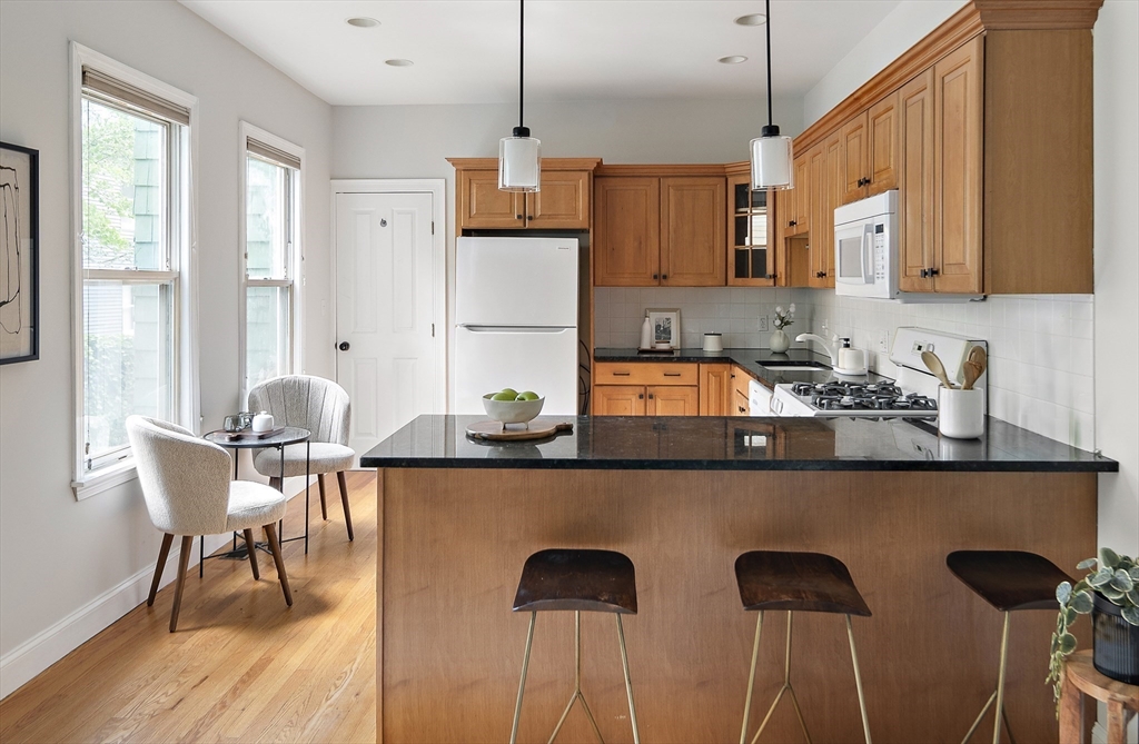 28 Summer St 1