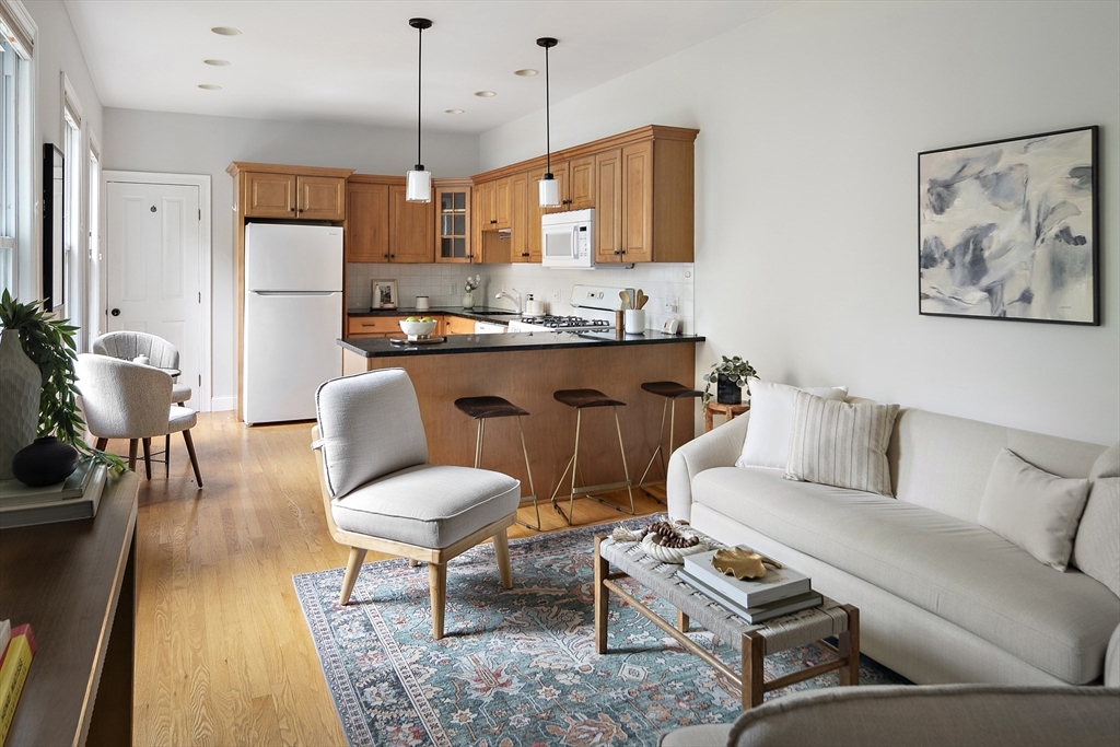 28 Summer St 1
