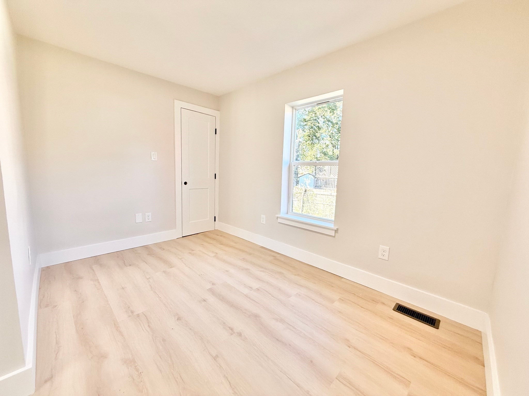 20 Guild Rd, Brockton, MA, 20 Guild Rd, Brockton, MA Photo #19