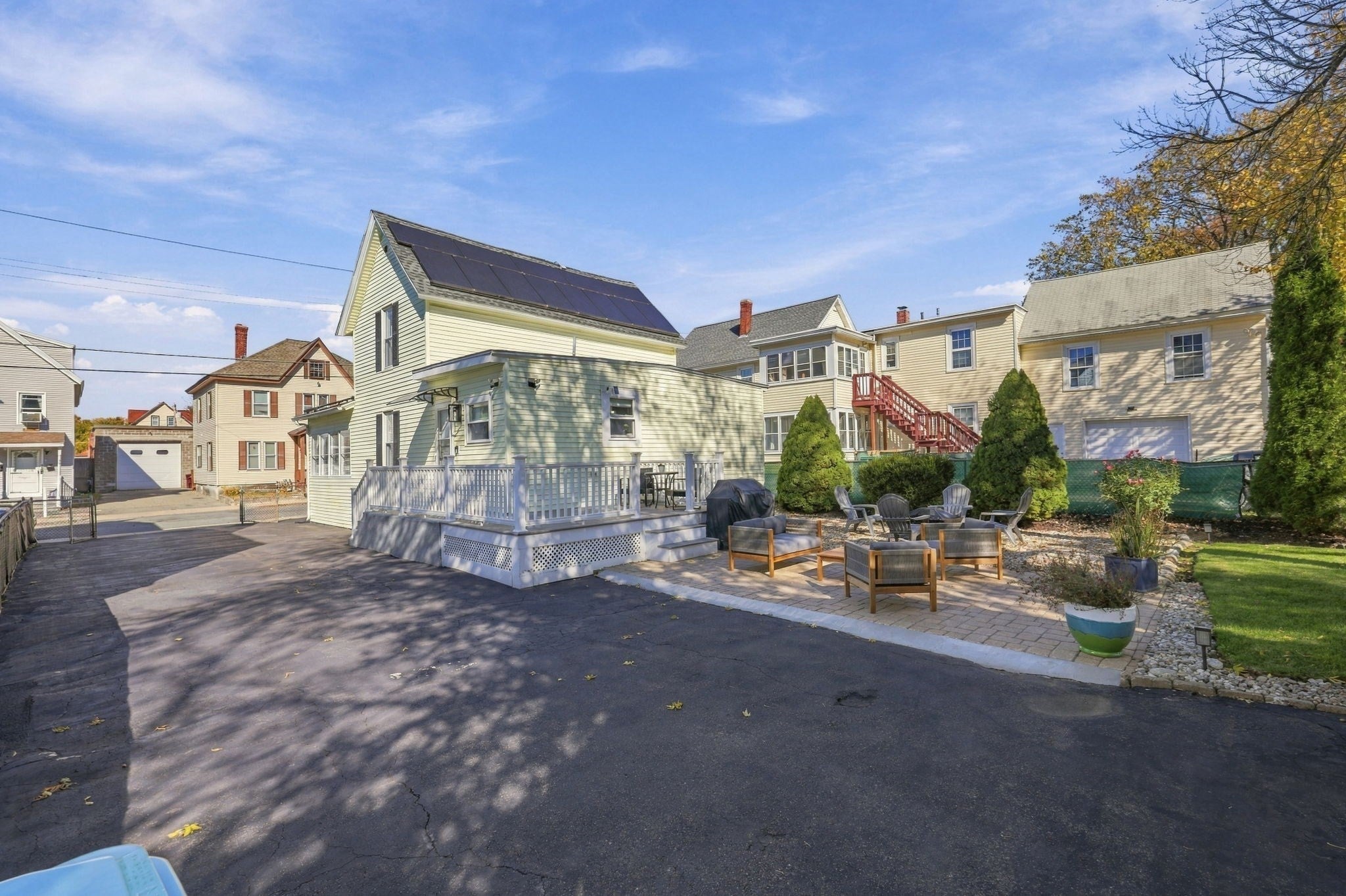 93 Lilley Ave