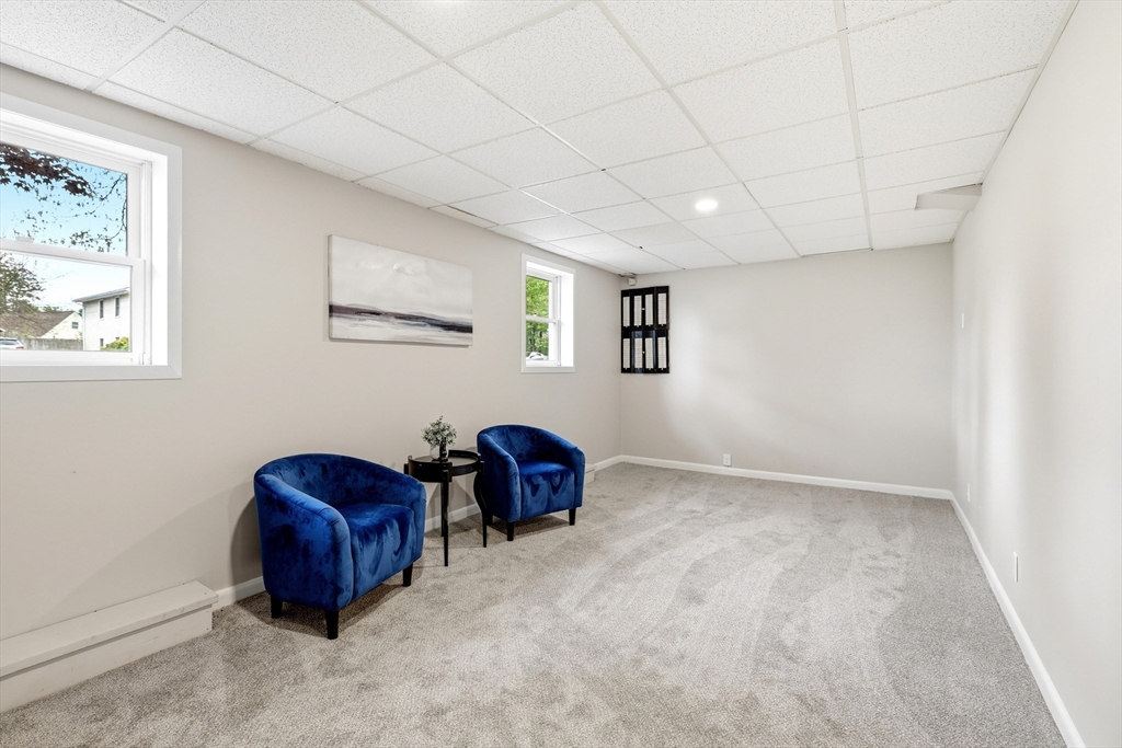42 Amos Dr, Springfield, MA Photo #22