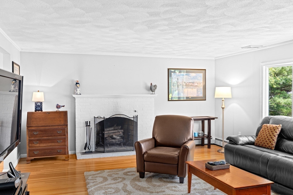 382 Tilden Rd