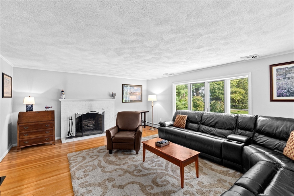 382 Tilden Rd