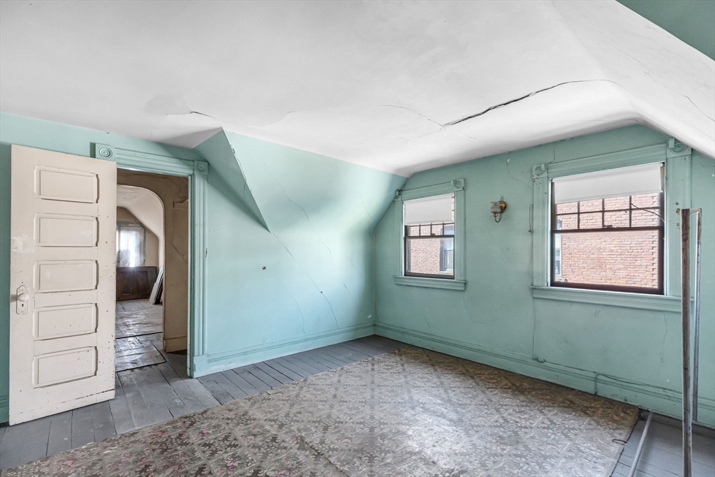 18 Wendell Pl, Springfield, MA Photo #37