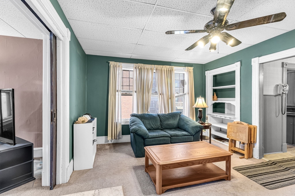 18 Wendell Pl, Springfield, MA Photo #21