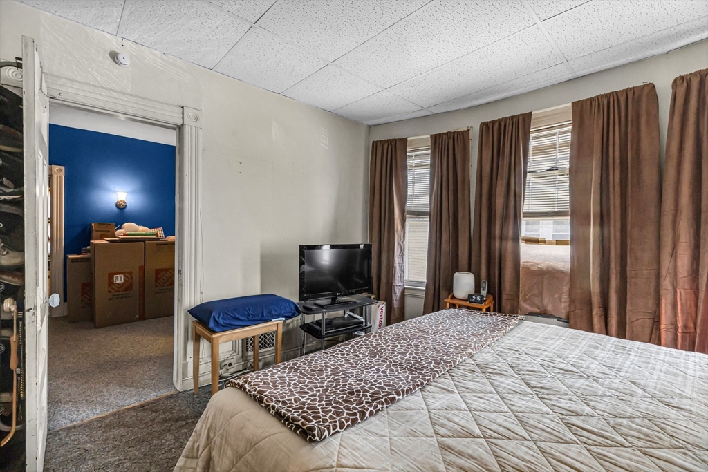 18 Wendell Pl, Springfield, MA Photo #27
