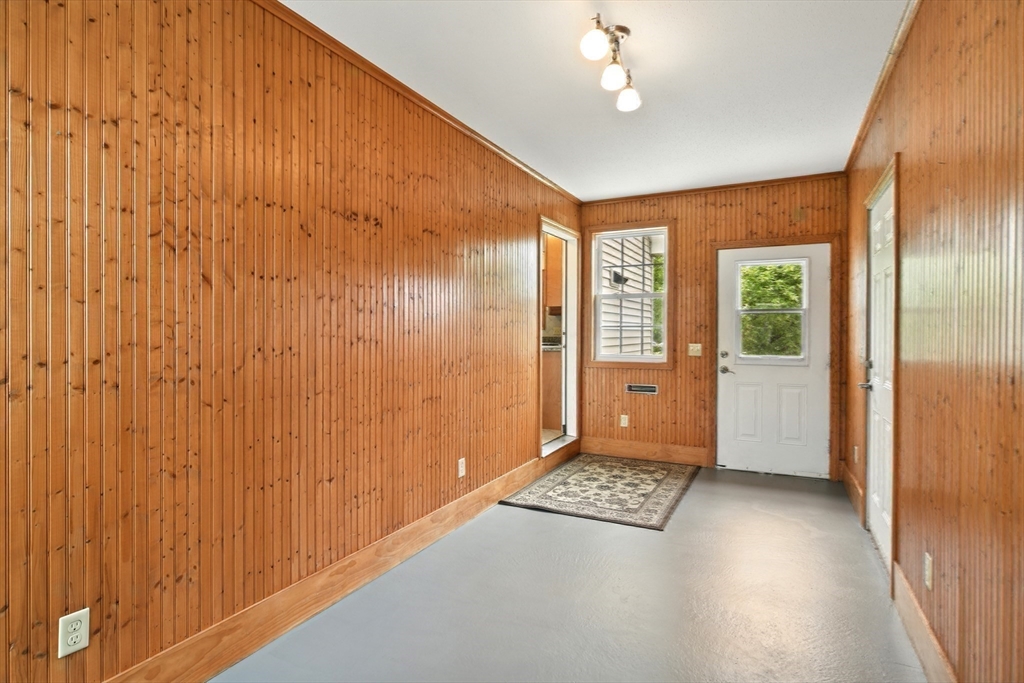 Springfield, Massachusetts 01118, United States, 3 Bedrooms Bedrooms, ,2 BathroomsBathrooms,Residential,Active,148819