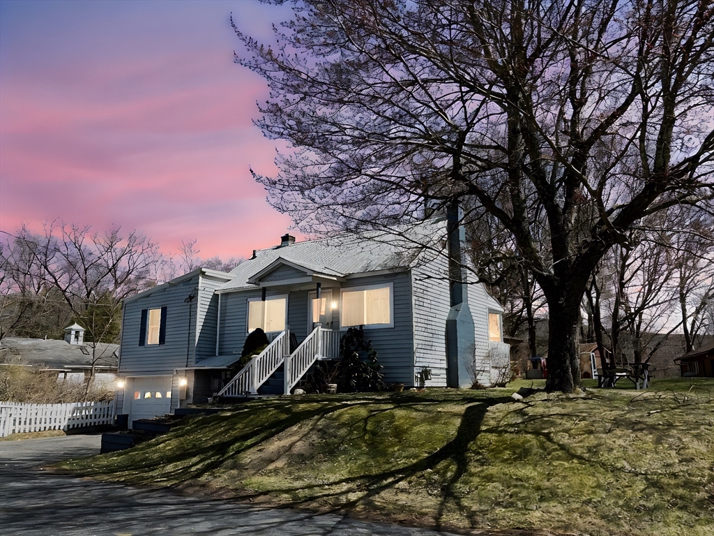 20 White Oaks Road