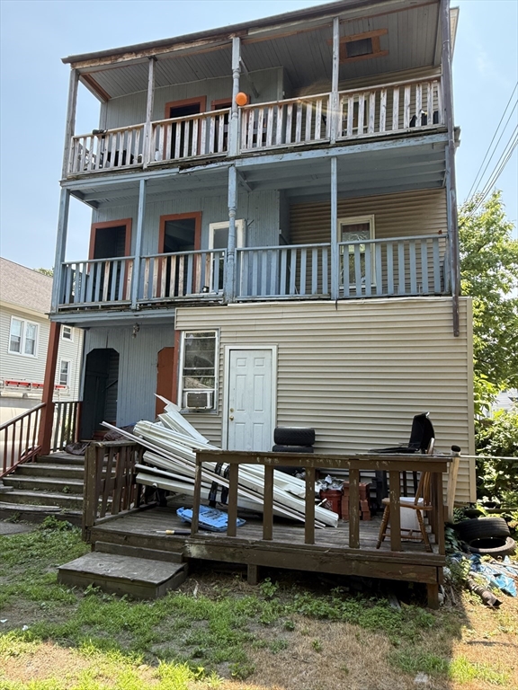 75-77 Mooreland St