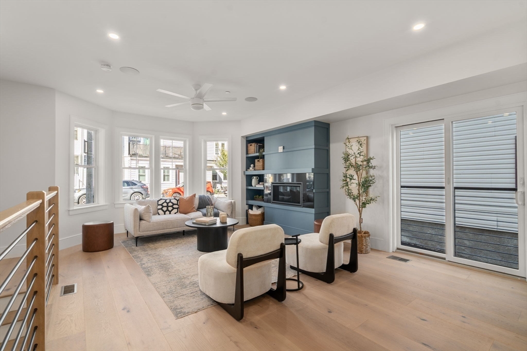 527 East 7th Street 1