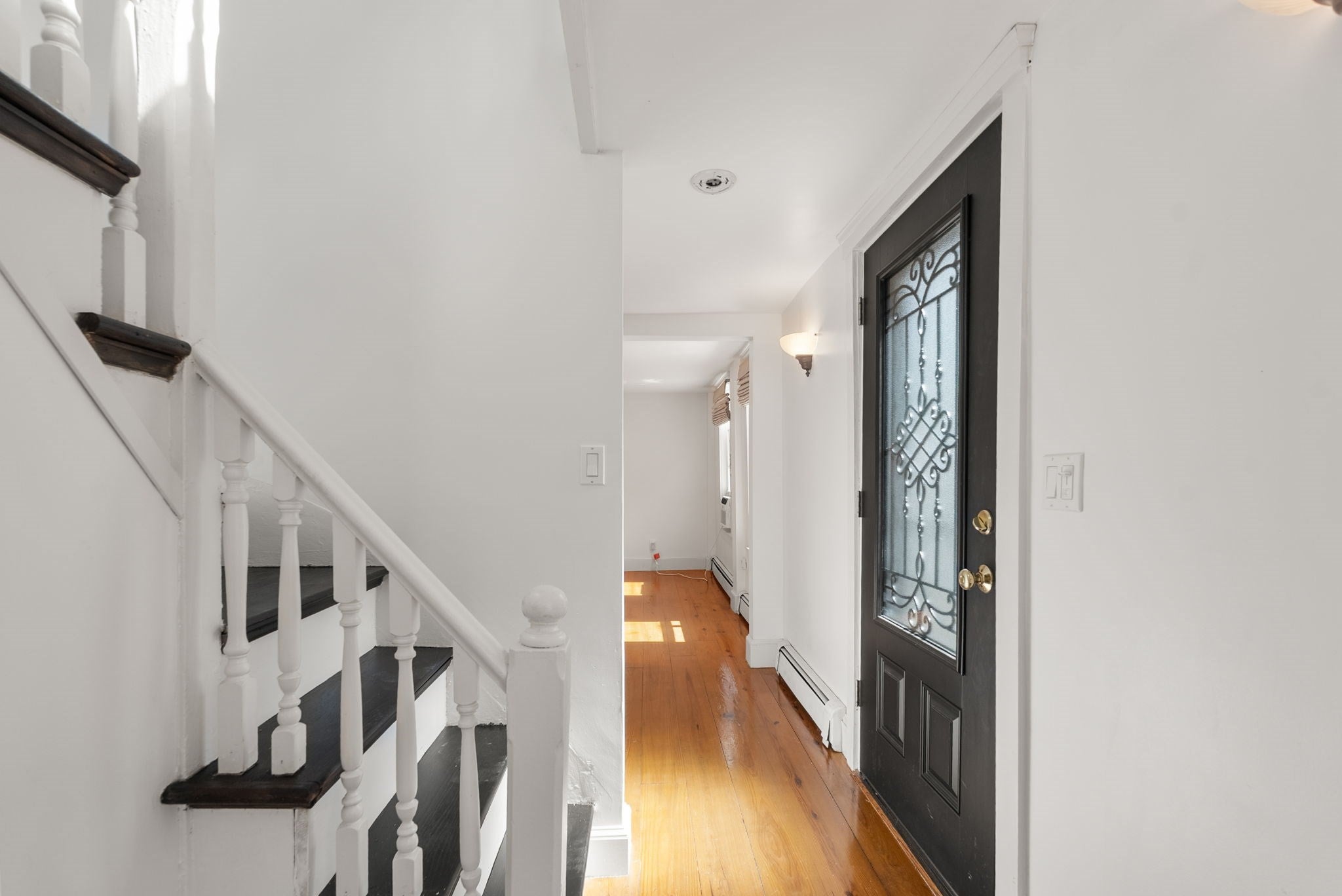 8 Lewis Court