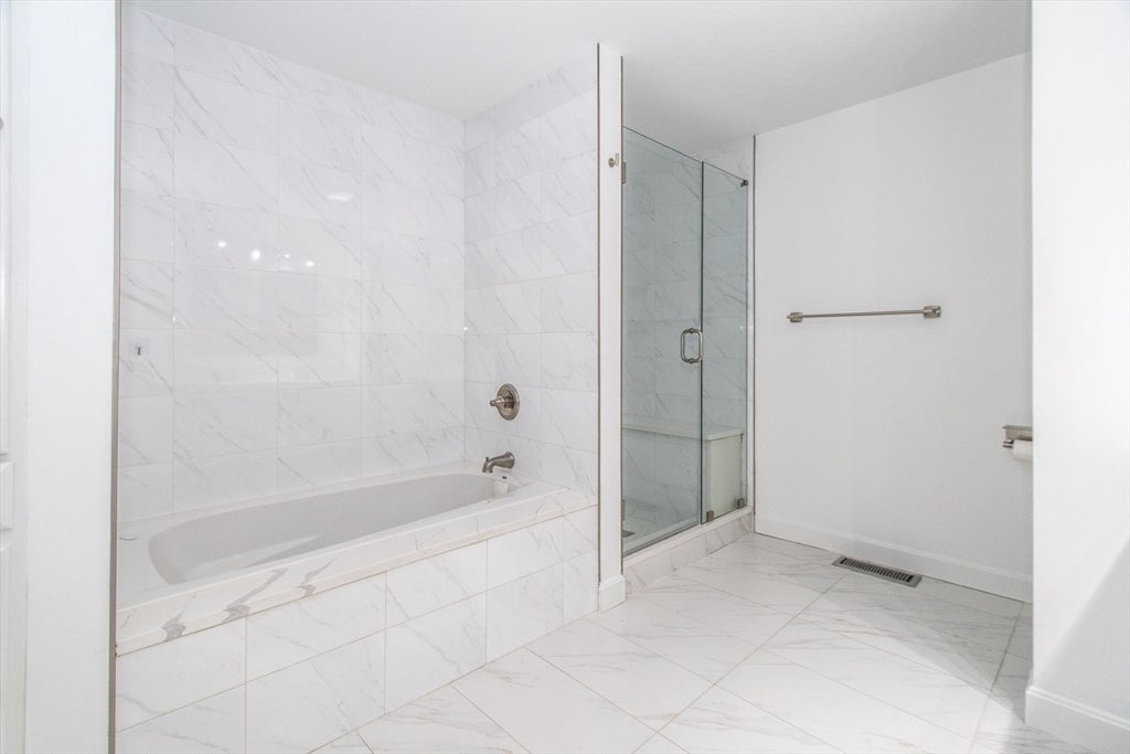 55 Crystal Brook Way #A, Marlborough, MA, 55 Crystal Brook Way #A, Marlborough, MA Photo #21