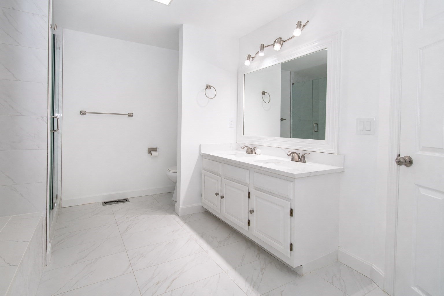 55 Crystal Brook Way #A, Marlborough, MA Photo #20