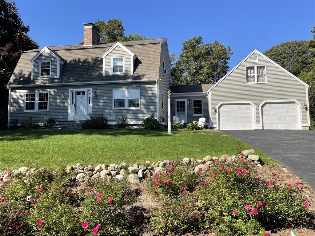 17 Cedar Point Cir