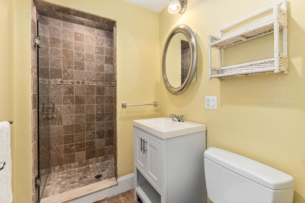 24 Custer St #1, Boston, MA, 24 Custer St #1, Boston, MA Photo #20