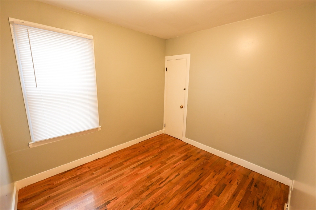 4 Standard Street 2