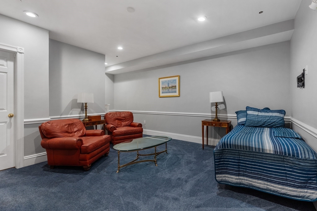 647 Boylston 1