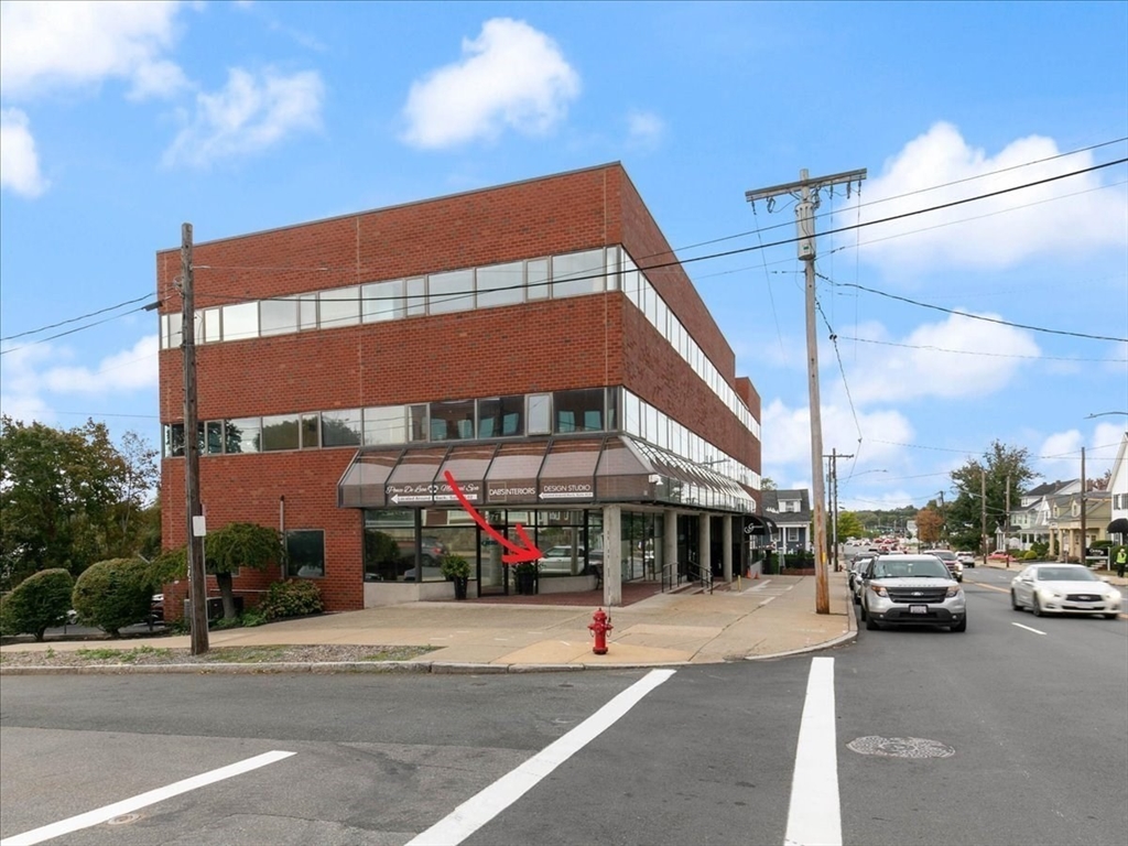 271 Main St G1