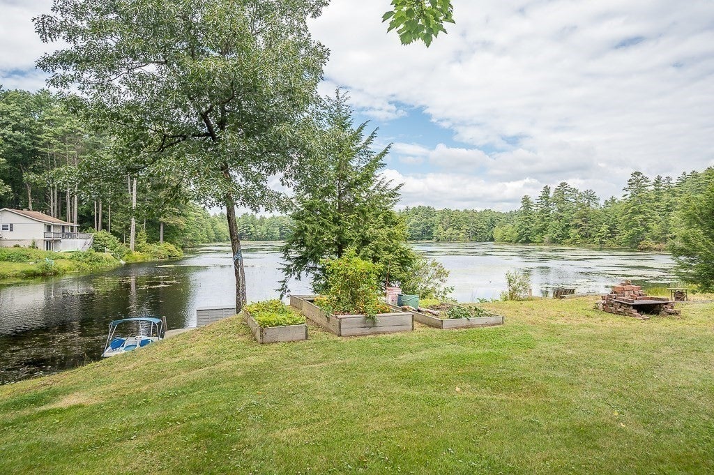 5 Abenaki St, Hubbardston, MA Photo #16