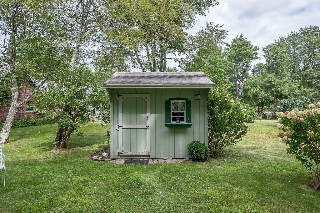 5 Abenaki St, Hubbardston, MA Photo #6