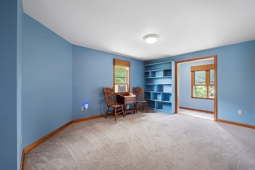 5 Abenaki St, Hubbardston, MA Photo #28