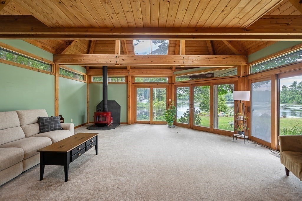 5 Abenaki St, Hubbardston, MA Photo #17