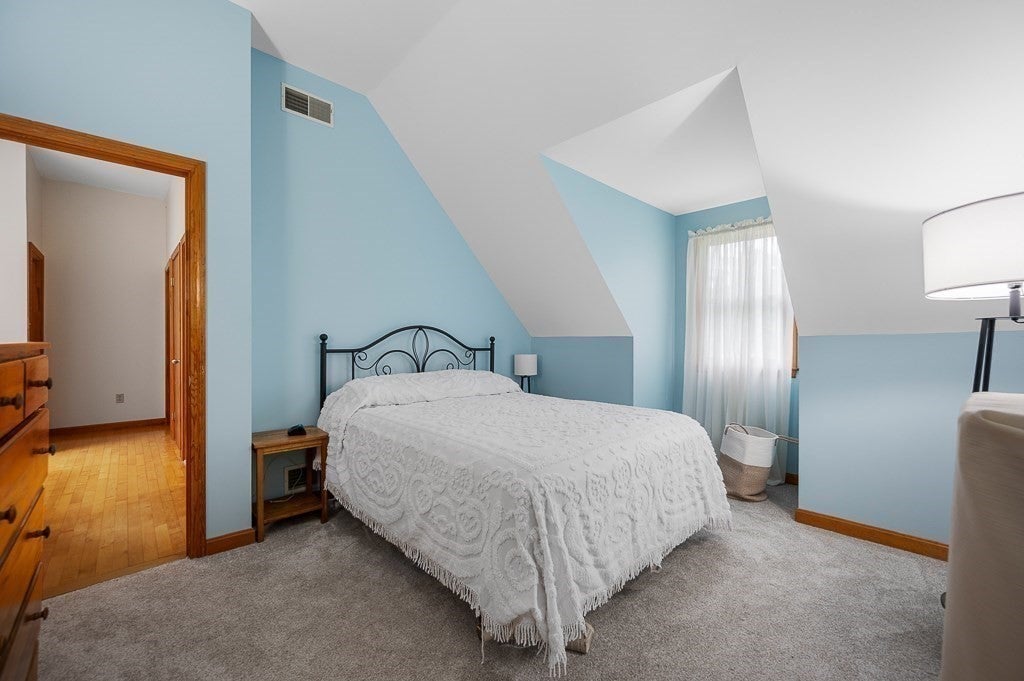 5 Abenaki St, Hubbardston, MA Photo #33