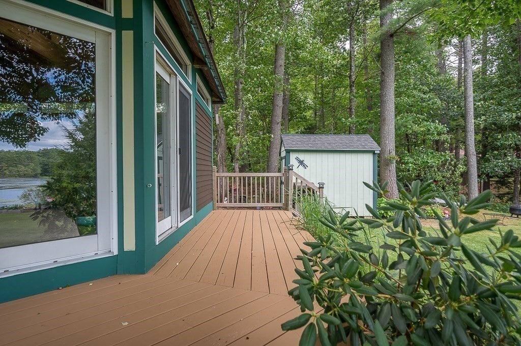 5 Abenaki St, Hubbardston, MA Photo #11