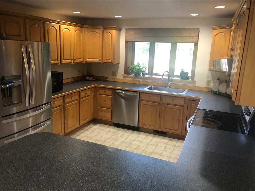 5 Abenaki St, Hubbardston, MA Photo #22
