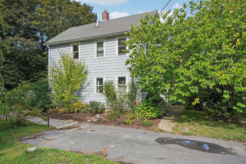 13 High St