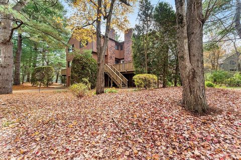 52 Treetop Park # 52 Westborough MA 01581