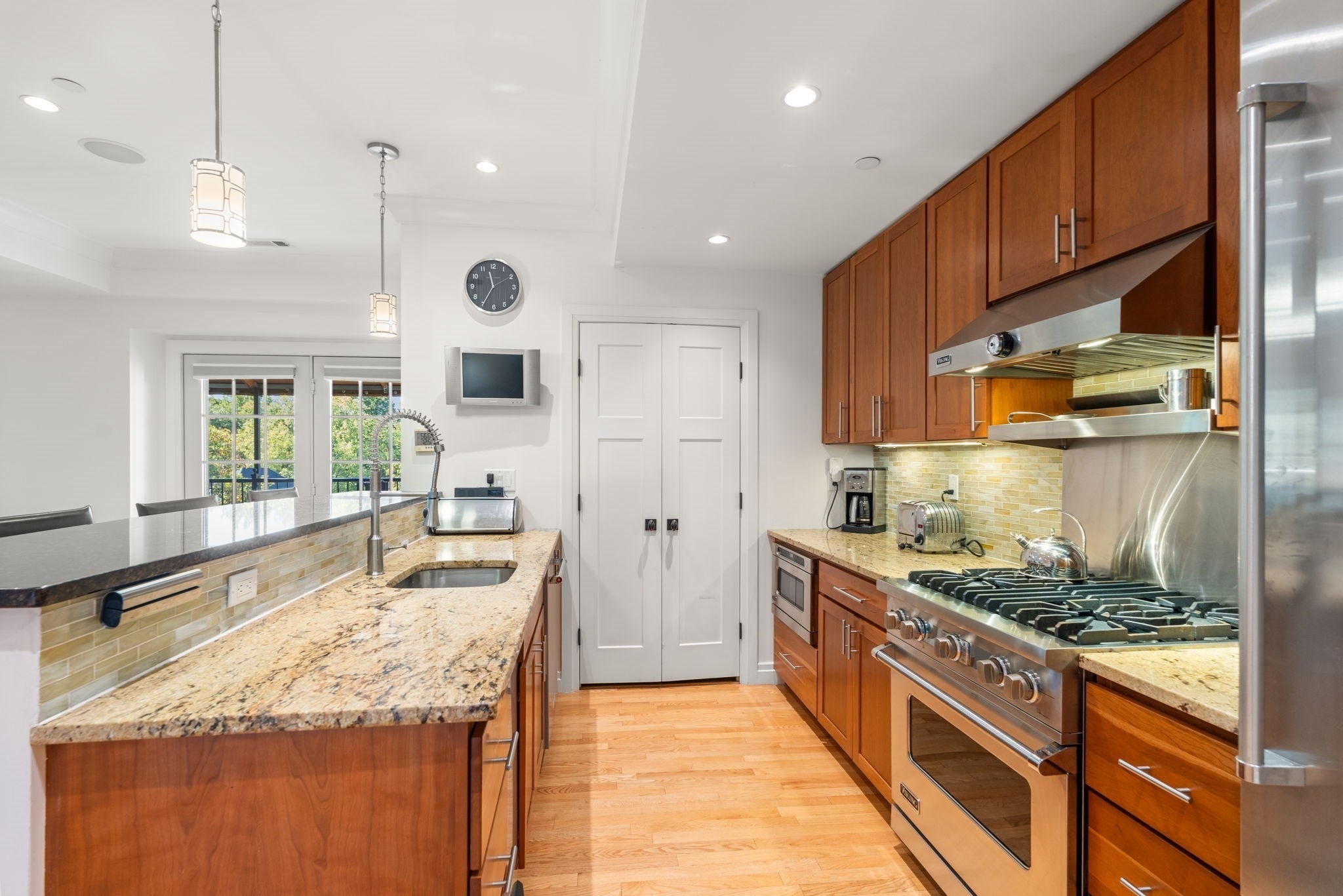 36 Central Ave #16, Milton, MA, 36 Central Ave #16, Milton, MA Photo #5