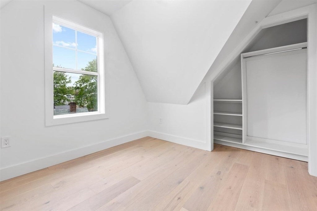 197 Vine St, Everett, MA Photo #9