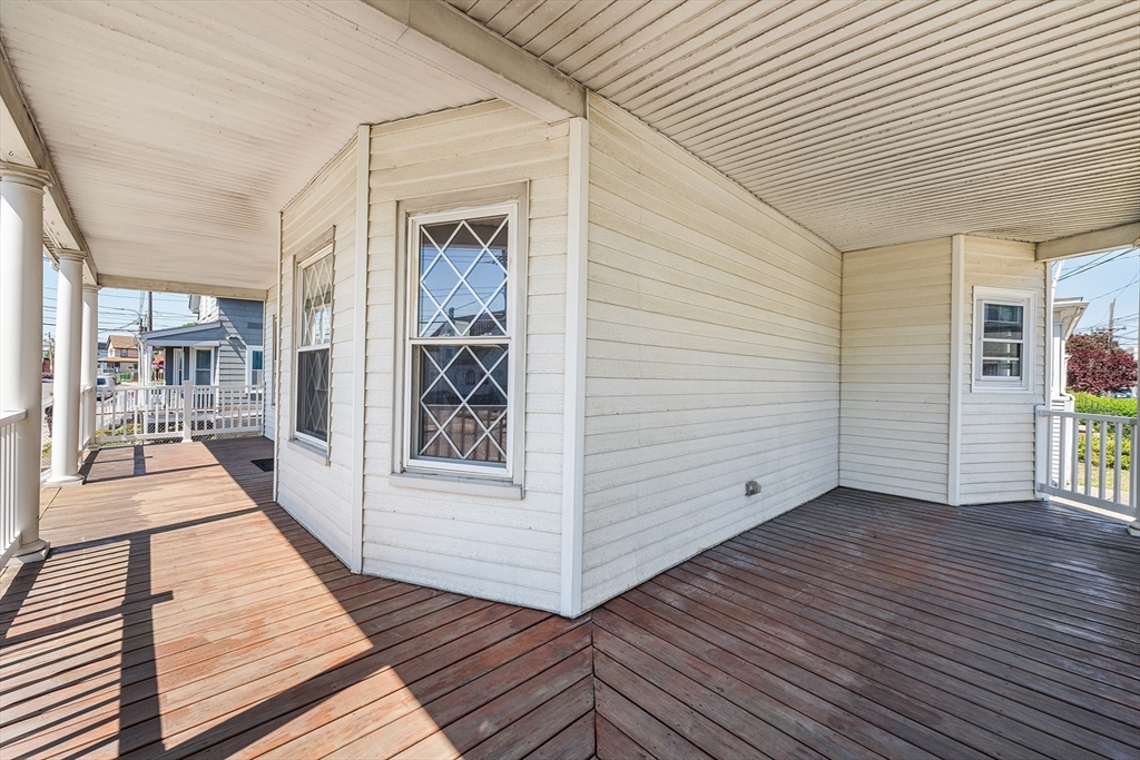 546 Shirley St