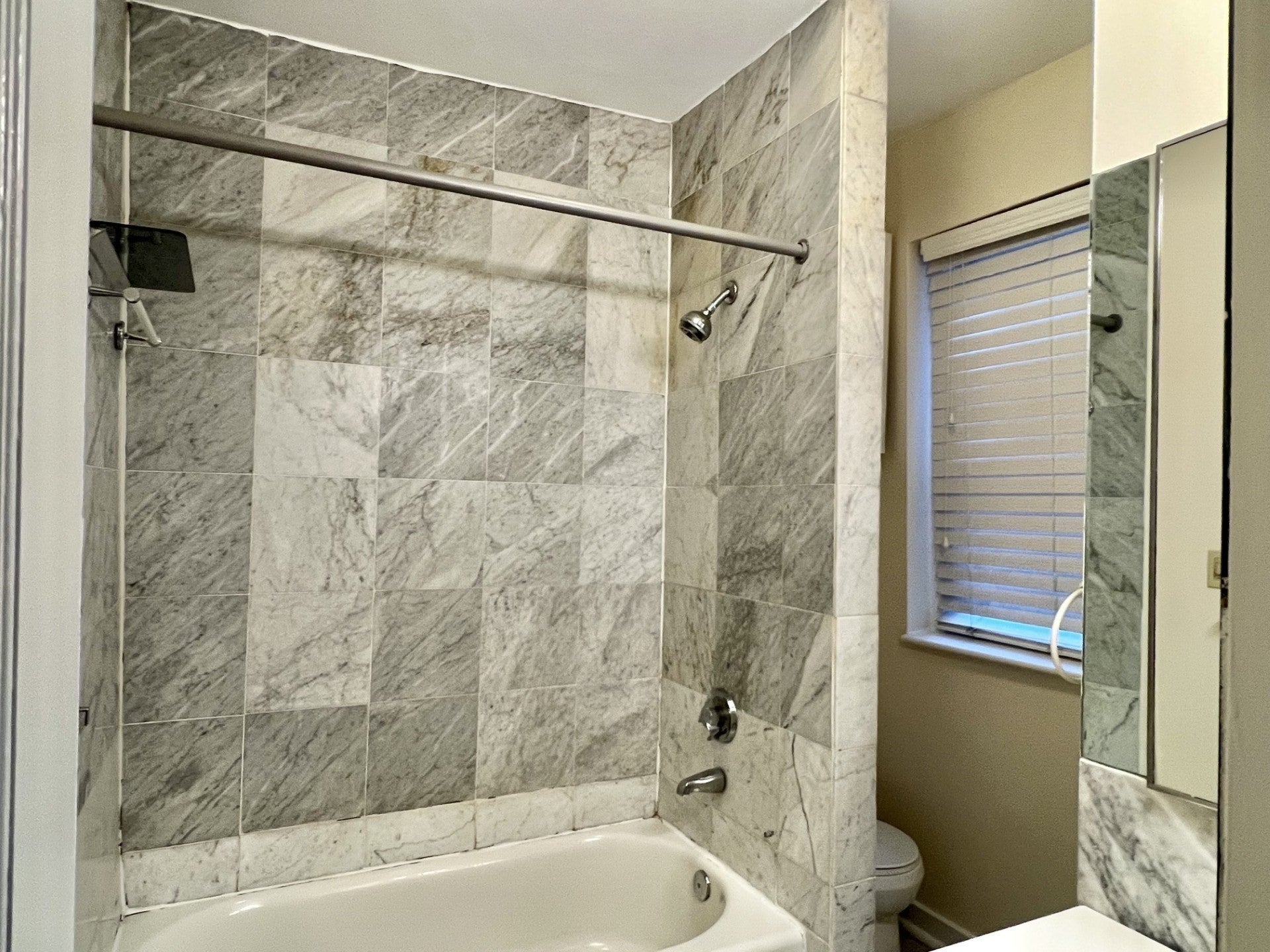31 Queensberry St #11, Boston, MA Photo #6