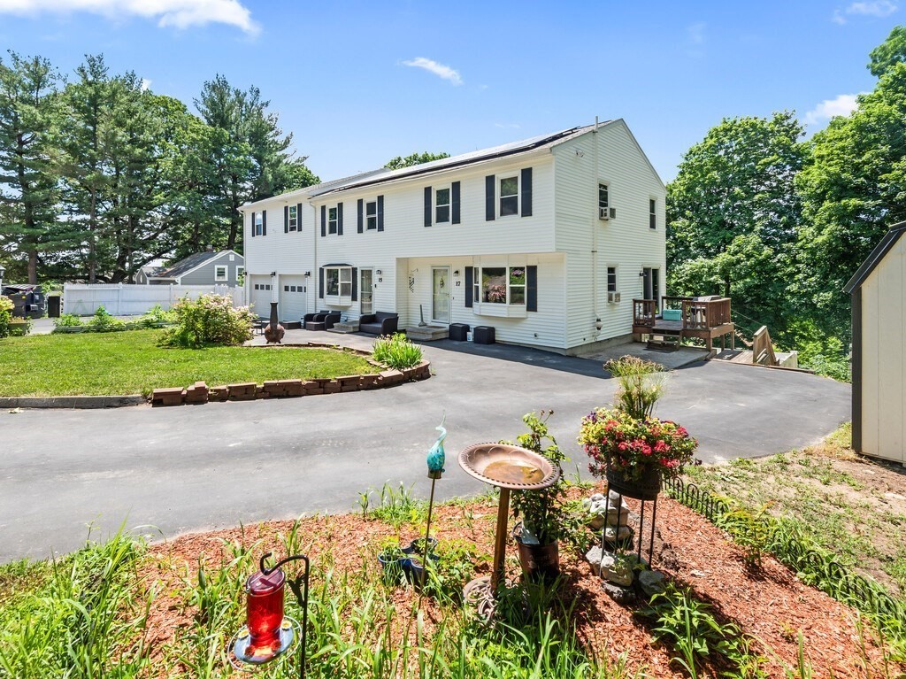 15+17 Willow St